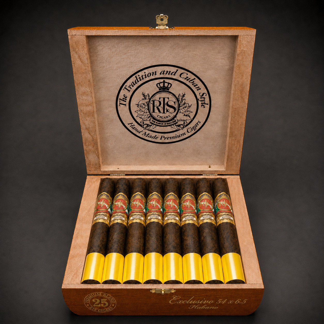 RTS Cigars Exclusivo 54 x 6.5 Super Premium Blend, closed cedar box of 25 cigars engraved with the gold RTS crest and "The Art, The Tradition, The Cuban Style"